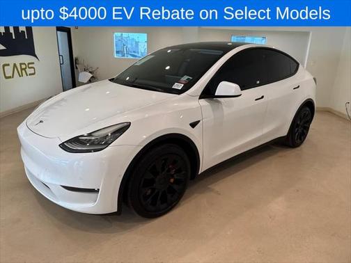 2022 Tesla Model Y Long Range Dual Motor All-Wheel Drive