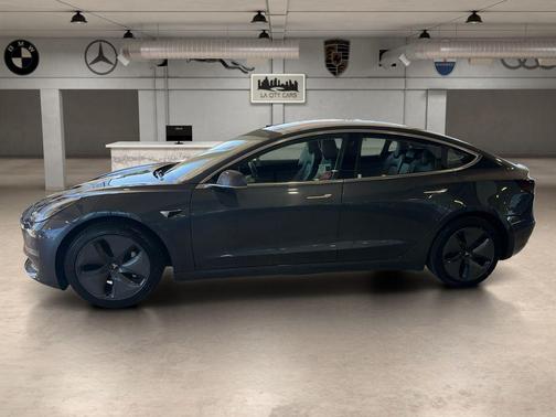 2018 Tesla Model 3 Standard