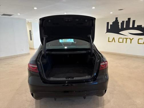 2021 Jaguar XF R-Dynamic SE P300 AWD Automatic