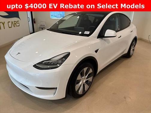 2022 Tesla Model Y Long Range Dual Motor All-Wheel Drive