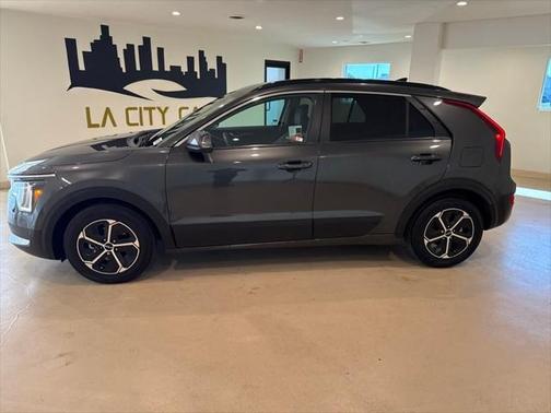 2023 Kia Niro EX