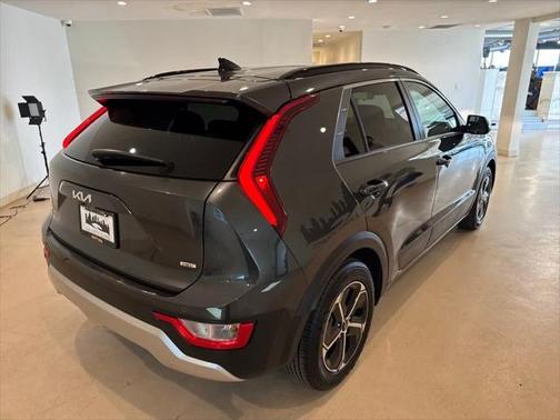 2023 Kia Niro EX