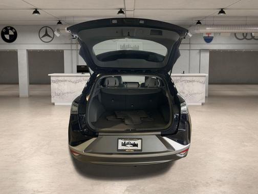 2022 Hyundai NEXO Blue