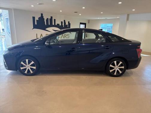2018 Toyota Mirai Base