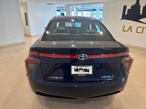 2018 Toyota Mirai Base