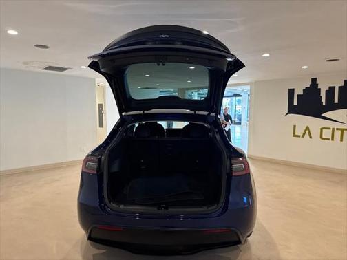 2022 Tesla Model Y Performance Dual Motor All-Wheel Drive