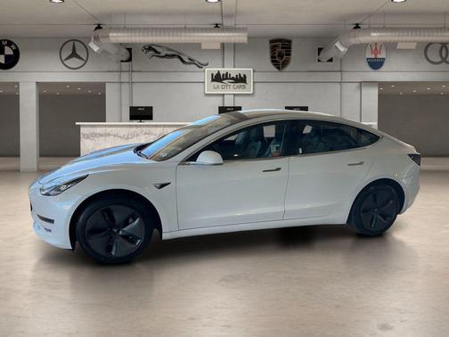 2019 Tesla Model 3 Standard Range