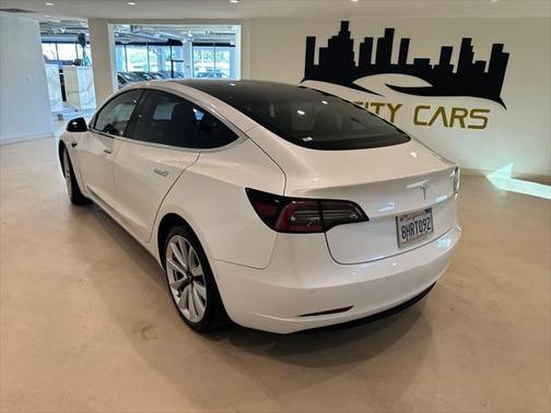 2018 Tesla Model 3 Mid Range