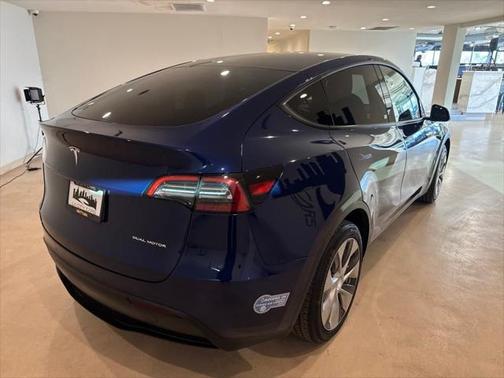2021 Tesla Model Y Long Range Dual Motor All-Wheel Drive