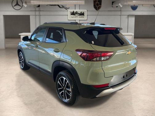 Cacti Green 2025 Chevrolet Trailblazer LT