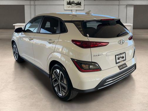 2022 Hyundai KONA EV SEL