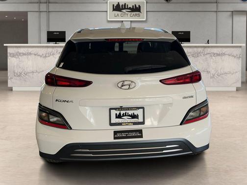 2022 Hyundai KONA EV SEL
