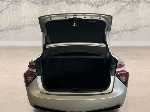 Elemental Silver Metallic 2019 Toyota Mirai Base