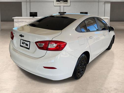 2019 Chevrolet Cruze LS