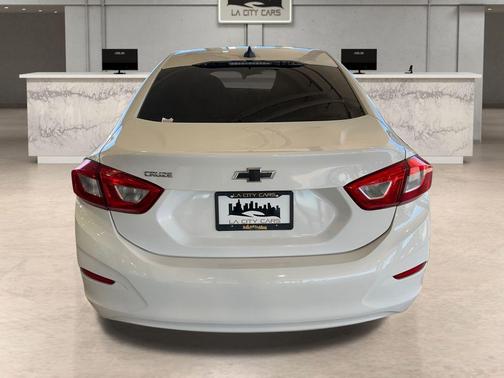 2019 Chevrolet Cruze LS