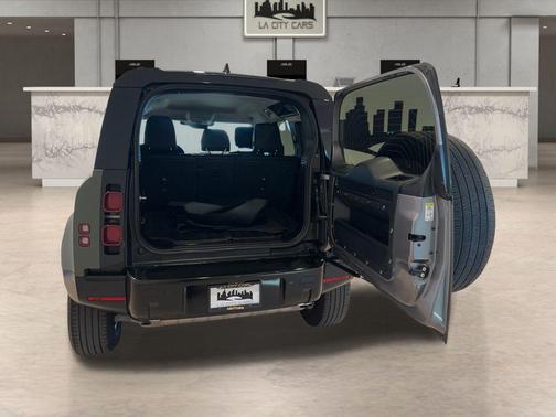 2023 Land Rover Defender 110 S