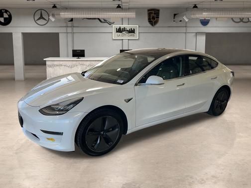 2019 Tesla Model 3 Standard Range Plus