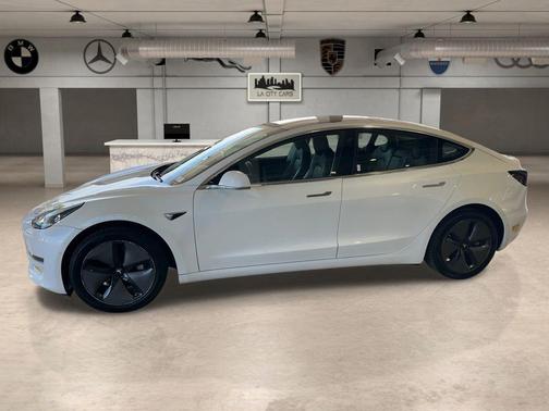 2019 Tesla Model 3 Standard Range Plus