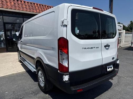 2023 Ford Transit-250 Base