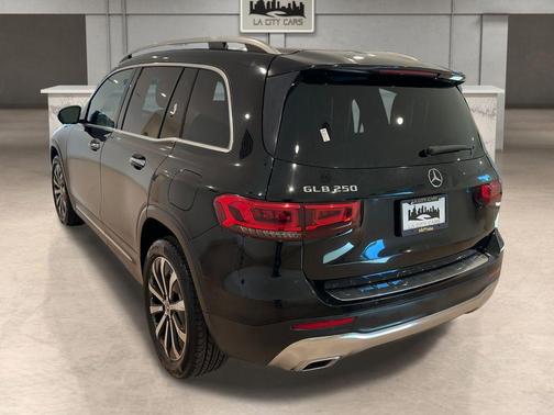 2021 Mercedes-Benz GLB 250 Base