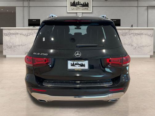 2021 Mercedes-Benz GLB 250 Base