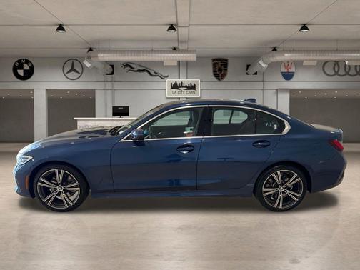 2022 BMW 330 330i