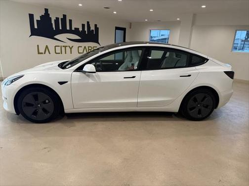 2022 Tesla Model 3 Standard Range