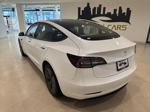 2022 Tesla Model 3 Standard Range