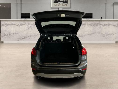 Mineral Gray Metallic 2018 BMW X1 xDrive28i