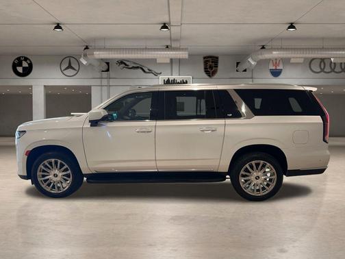 2021 Cadillac Escalade ESV Premium Luxury