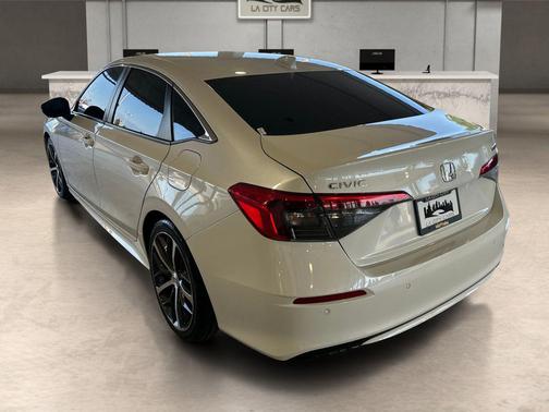 Platinum White Pearl 2023 Honda Civic Touring