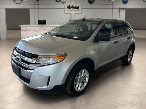 Ingot Silver 2014 Ford Edge SE