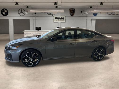 2024 Nissan Altima SR FWD