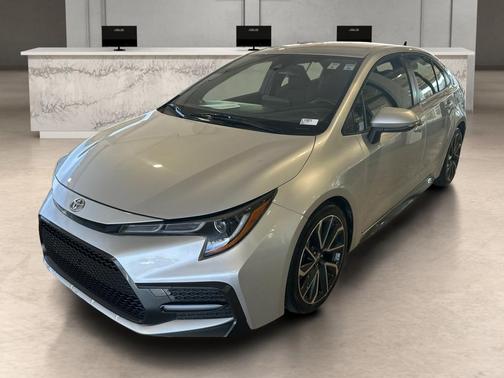 Classic Silver Metallic 2022 Toyota Corolla SE