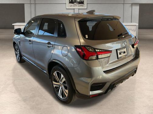2024 Mitsubishi Outlander Sport SE
