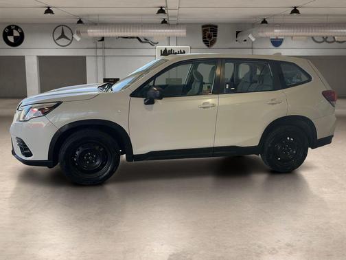 2022 Subaru Forester Base
