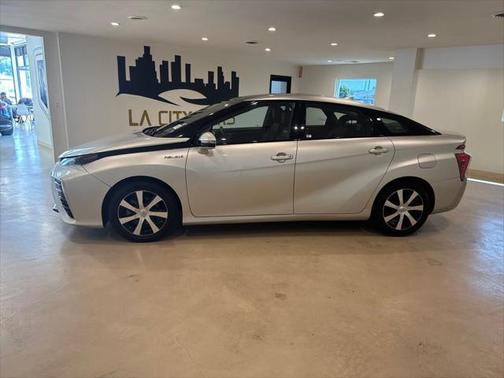 2018 Toyota Mirai Base
