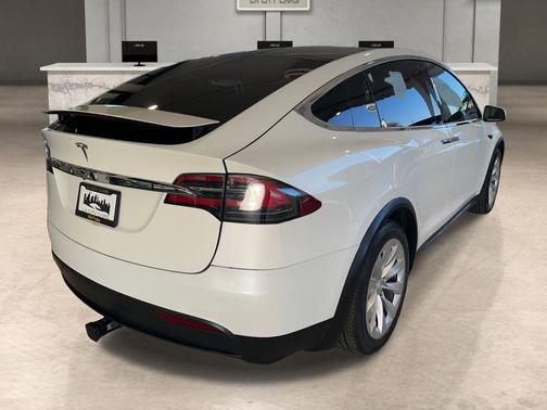 2019 Tesla Model X Long Range
