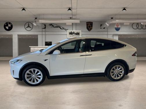 2019 Tesla Model X Long Range