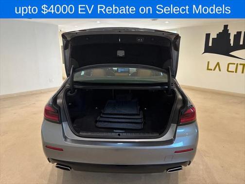 2022 BMW 530e Base