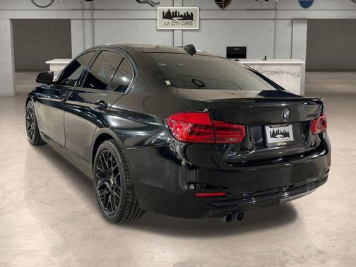 2018 BMW 330 330i