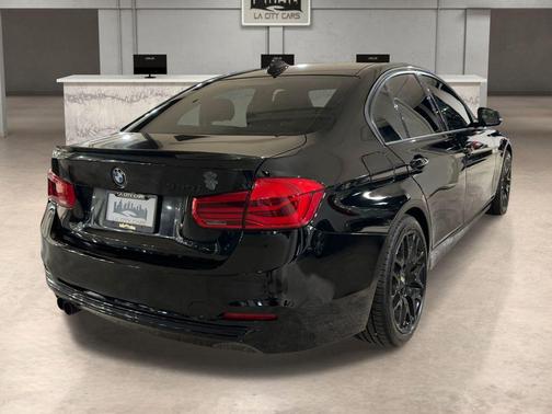 2018 BMW 330 330i