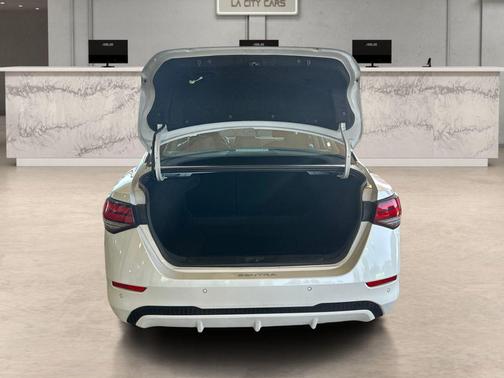 Aspen White Tricoat 2023 Nissan Sentra SV