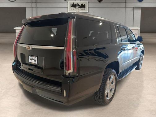 2020 Cadillac Escalade ESV Luxury