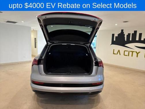 2021 Audi e-tron Premium Plus
