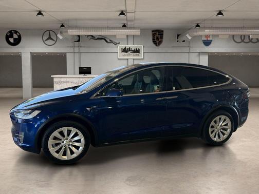 Deep Blue Metallic 2020 Tesla Model X Long Range Dual Motor All-Wheel Drive