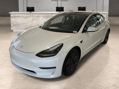 2023 Tesla Model 3 Standard Range