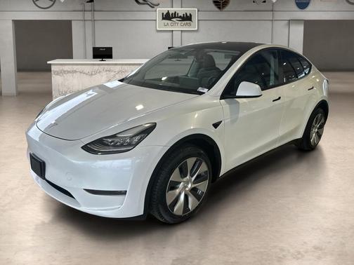 2023 Tesla Model Y Long Range Dual Motor All-Wheel Drive
