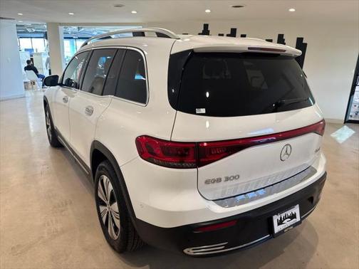 2023 Mercedes-Benz EQB 300 4MATIC
