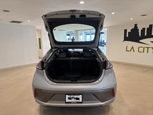 2021 Hyundai IONIQ EV SE